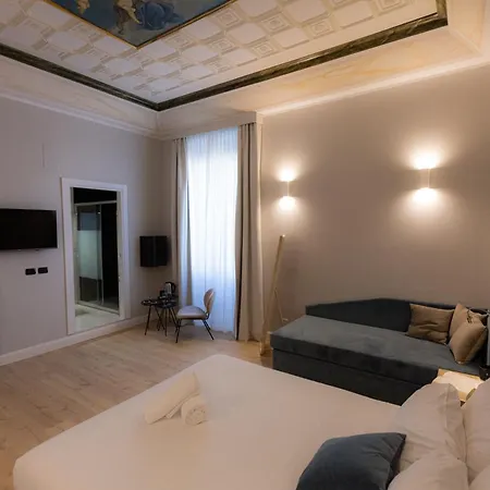 Relais At Via Veneto 4*